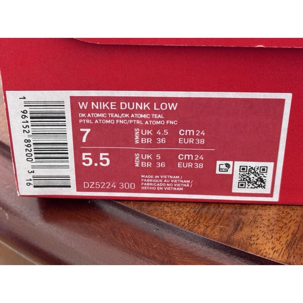 Women’s 7 Nike Dunk Low Velvet Dark Atomic Teal DZ5224-300 NIB